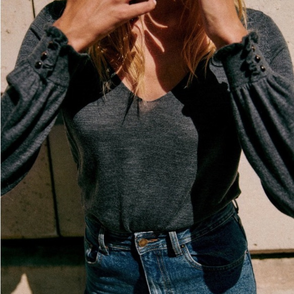 {sold on depop} Sezane Gray Fitted Long Sleeve V-Neck Blouse
